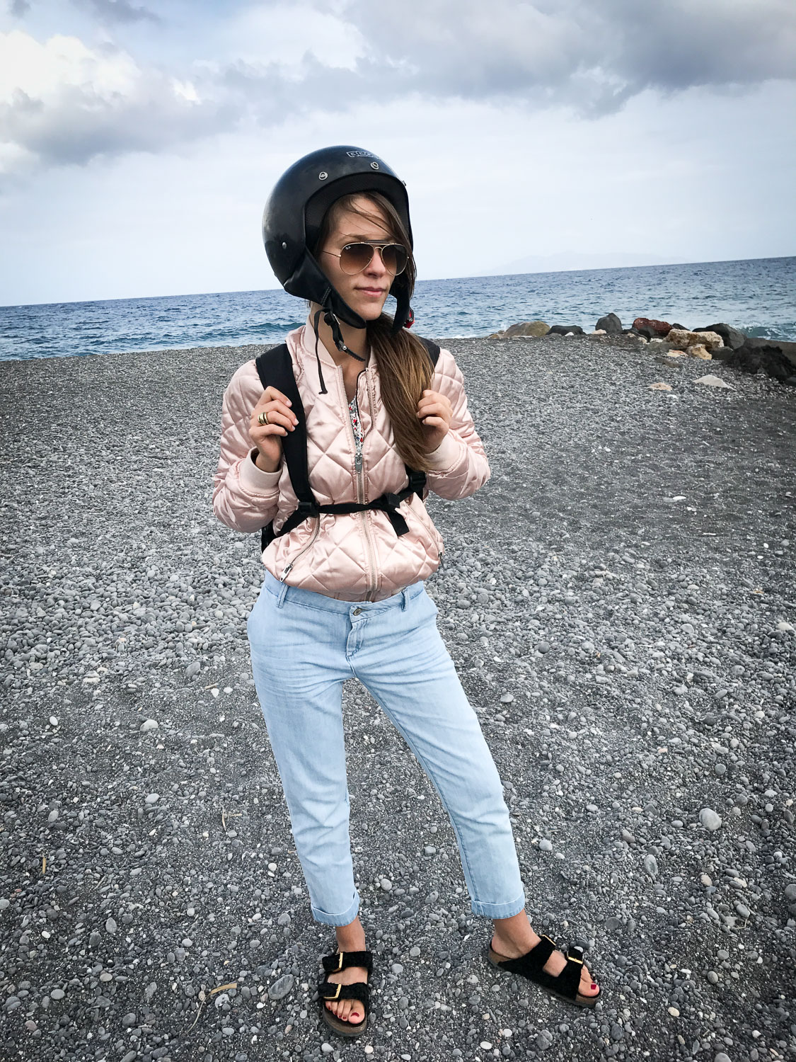 Quad_ou_scooter_Santorin_voyage Roses in Paris